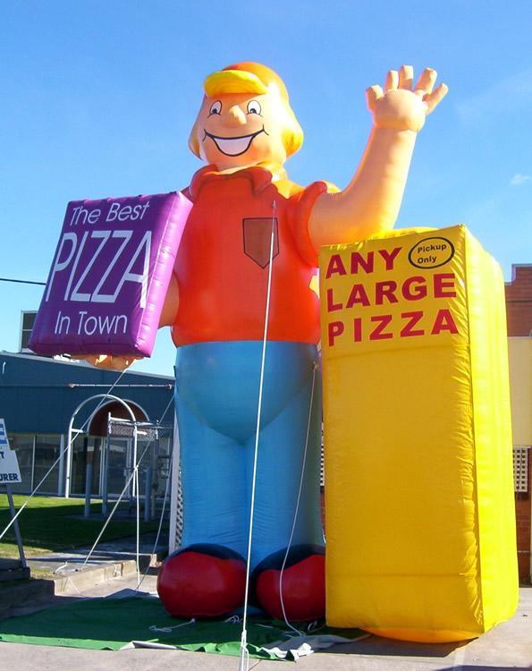 johhny-boys-pizza-inflatable