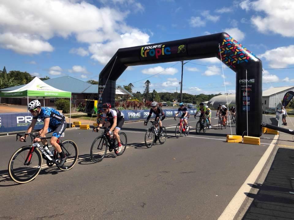 cycling-event-arch
