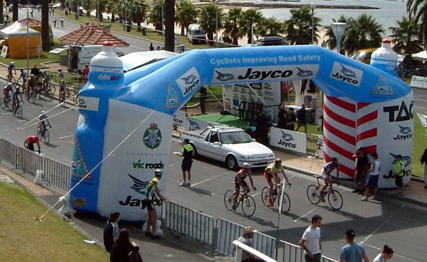 giant-arch-event-inflatable