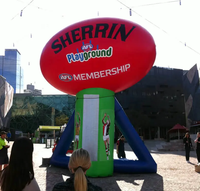 rugby-sports-ball-inflatable